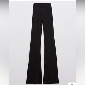 OFFLINE Aerie Real Me High Waisted 
Crossover Flare Leggings